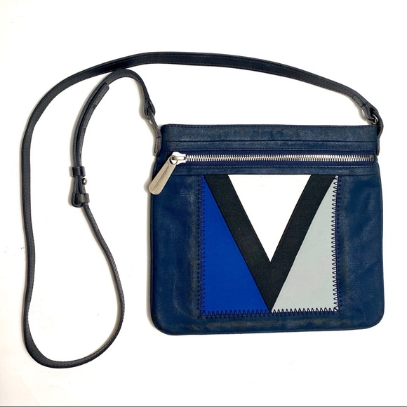 Louis Vuitton | AUTHENTIC Cup Genois Crossbody